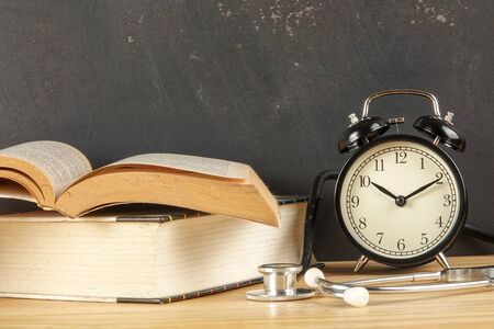 Die Rolle des Mittagsschlafs (Mittagspause/Siesta) im deutschen Alltag