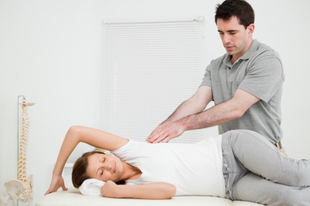 Die Kunst der Selbstmassage: Techniken und Vorteile für Körper und Geist