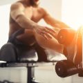 Sicher und effektiv: Worauf Senioren beim Fitnesstraining achten sollten