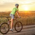 Rolle der Bewegungstherapie: Wandern, Fahrradfahren und Sport im Rahmen der Ganzheitlichkeit